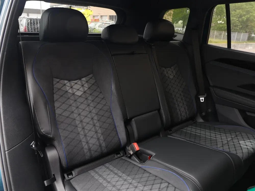 Volkswagen Tayron R-Line Edition 1.5 eHybrid 204 PK | Panora uit 2026, foto 9