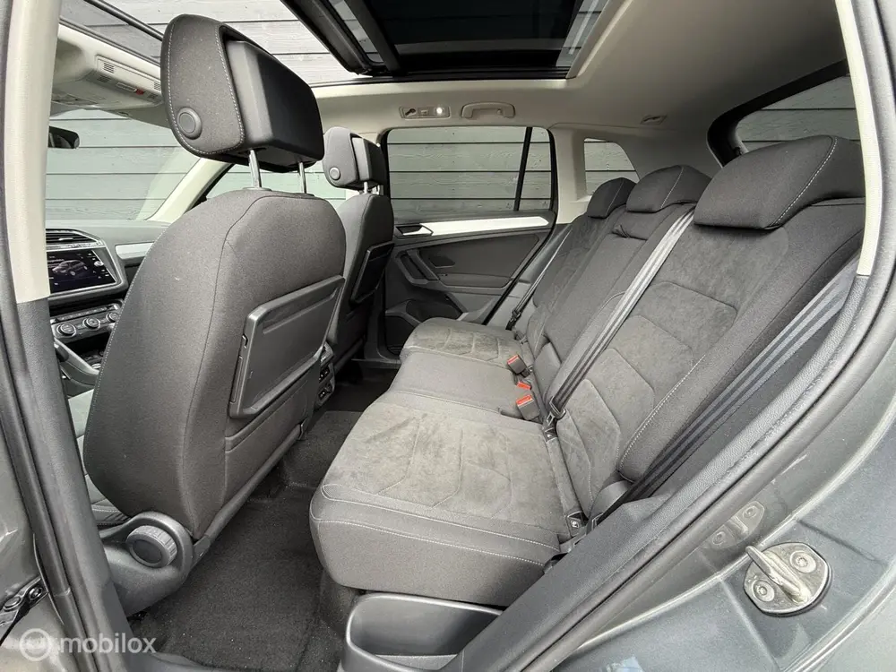 Volkswagen Tiguan 1.5 TSI ACT R-Line Pano.dak/Trekhaak/Virit uit 2020, foto 11