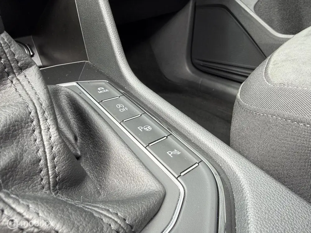 Volkswagen Tiguan 1.5 TSI ACT R-Line Pano.dak/Trekhaak/Virit uit 2020, foto 20