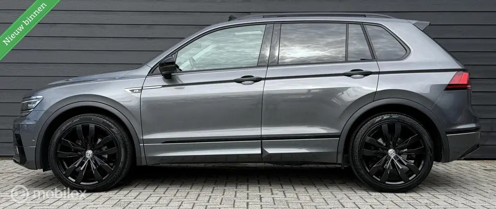 Volkswagen Tiguan 1.5 TSI ACT R-Line Pano.dak/Trekhaak/Virit uit 2020, foto 3