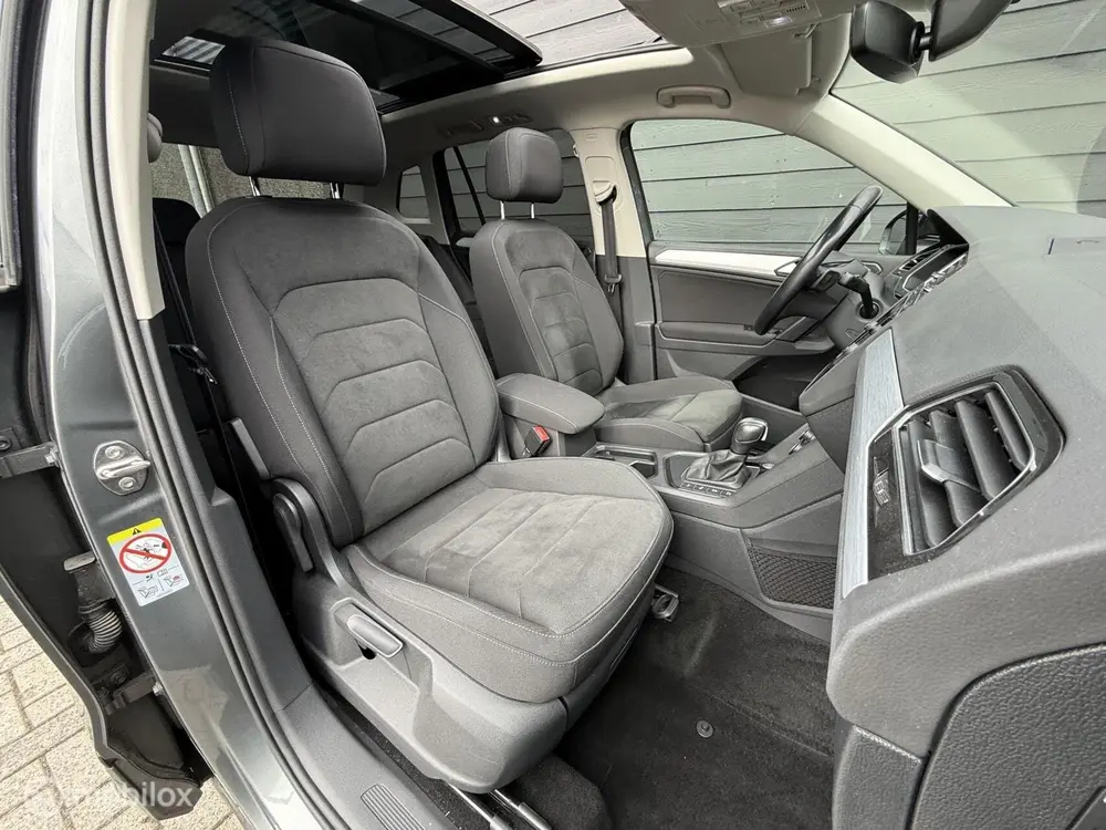 Volkswagen Tiguan 1.5 TSI ACT R-Line Pano.dak/Trekhaak/Virit uit 2020, foto 6