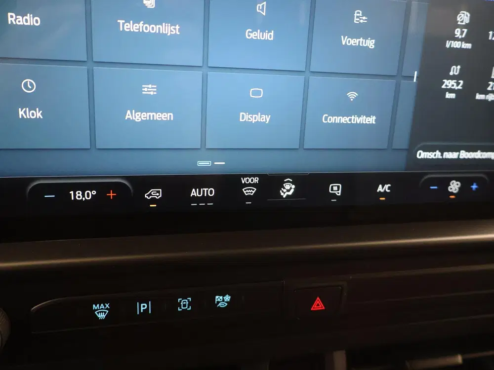 Ford Transit Custom Ford Transit Custom 280 uit 2024, foto 18