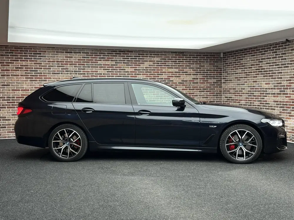 BMW 5-serie 530e Executive M-Pakket uit 2023, foto 4