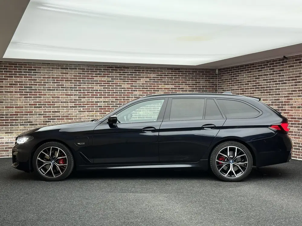 BMW 5-serie 530e Executive M-Pakket uit 2023, foto 6