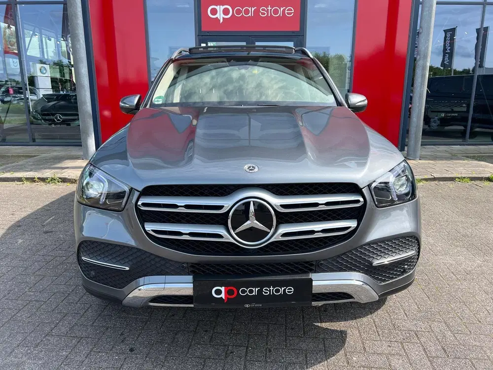 Mercedes-Benz GLE 350 e 4MATIC Panorama uit 2021, foto 2
