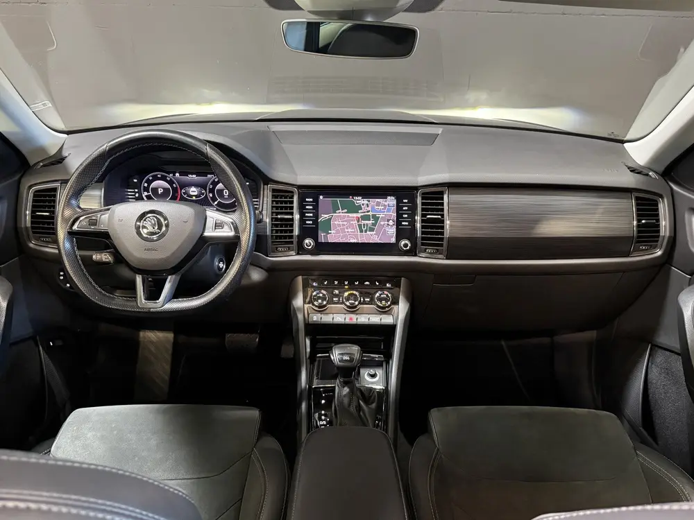 Skoda Kodiaq 1.5 TSI Business Edition | Panoramadak | Apple uit 2019, foto 2