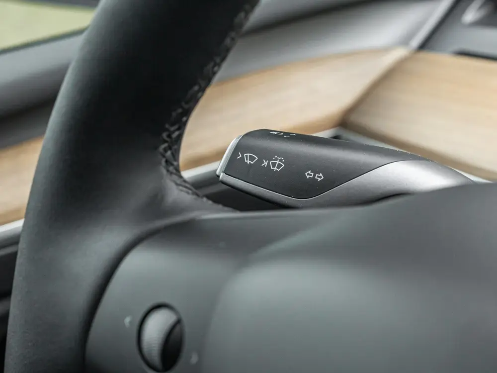 Tesla Model Y Long Range AWD 75 kWh 20"LMV uit 2021, foto 17