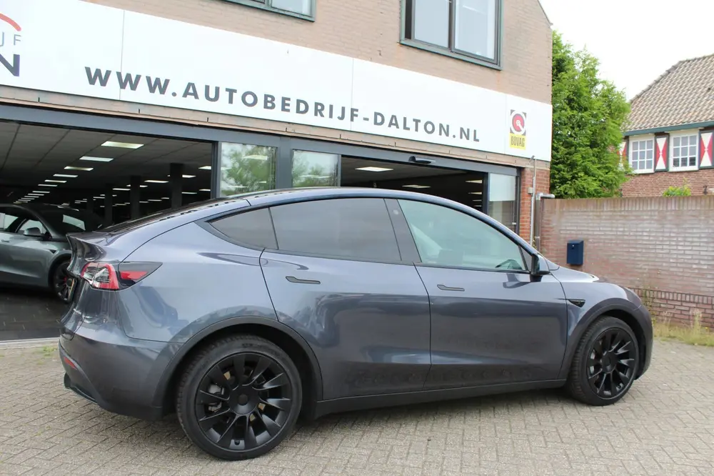 Tesla Model Y Long Range AWD 75 kWh 20"LMV uit 2021, foto 4