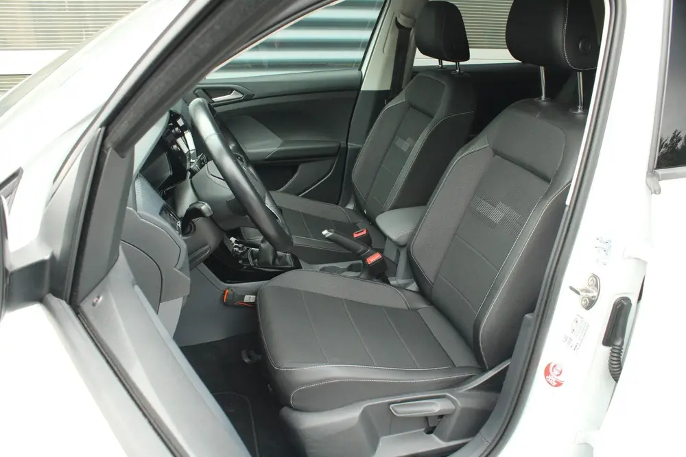 Volkswagen T-Cross 1.0 TSI 95pk Life | Black Pack | Climatro uit 2021, foto 4