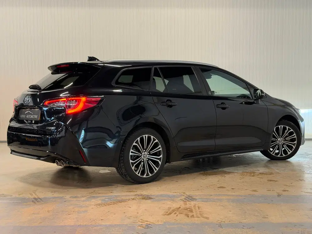 Toyota Corolla 2.0 Hybrid Dynamic uit 2022, foto 5