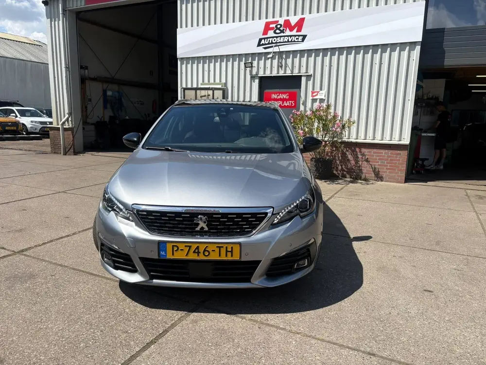 Peugeot 308 1.2 PureTech GT-line Automaat, Clima, cruise uit 2019, foto 2