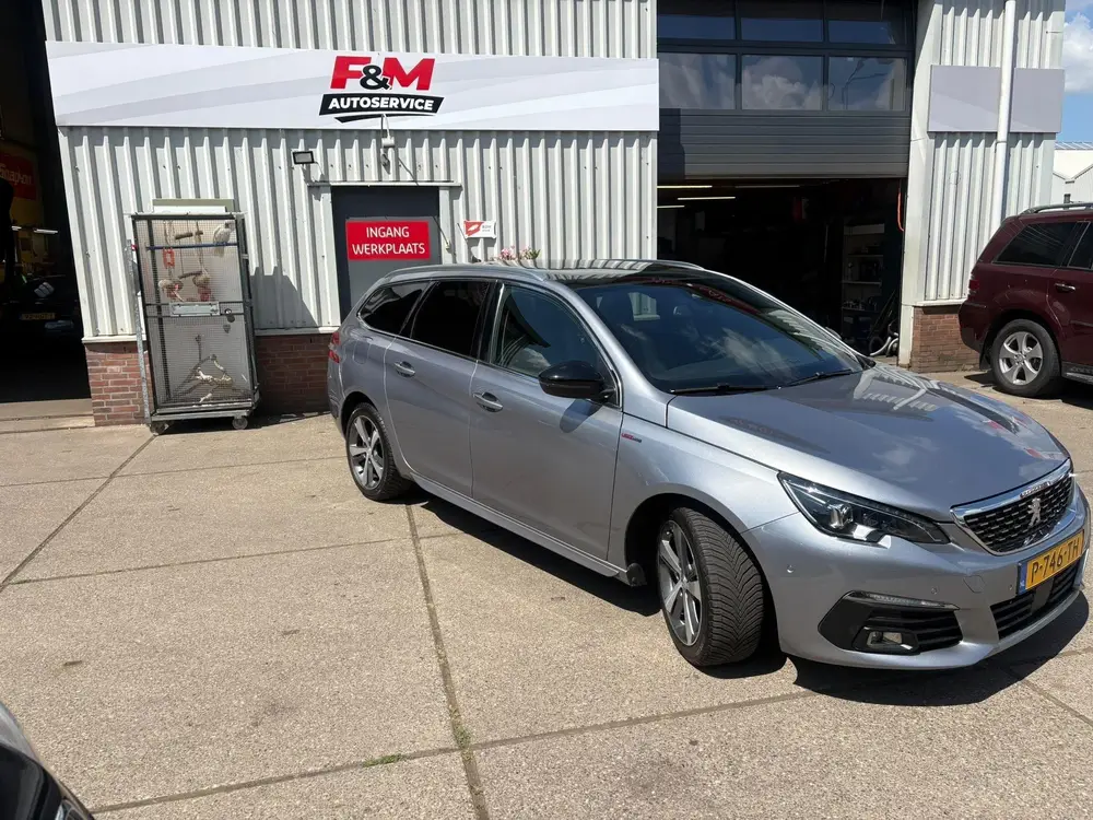 Peugeot 308 1.2 PureTech GT-line Automaat, Clima, cruise uit 2019, foto 3