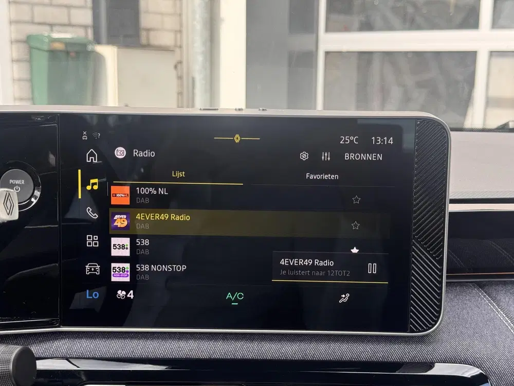 Renault 5 comfort range techno 52 kWh NAP Climate Co uit 2025, foto 12
