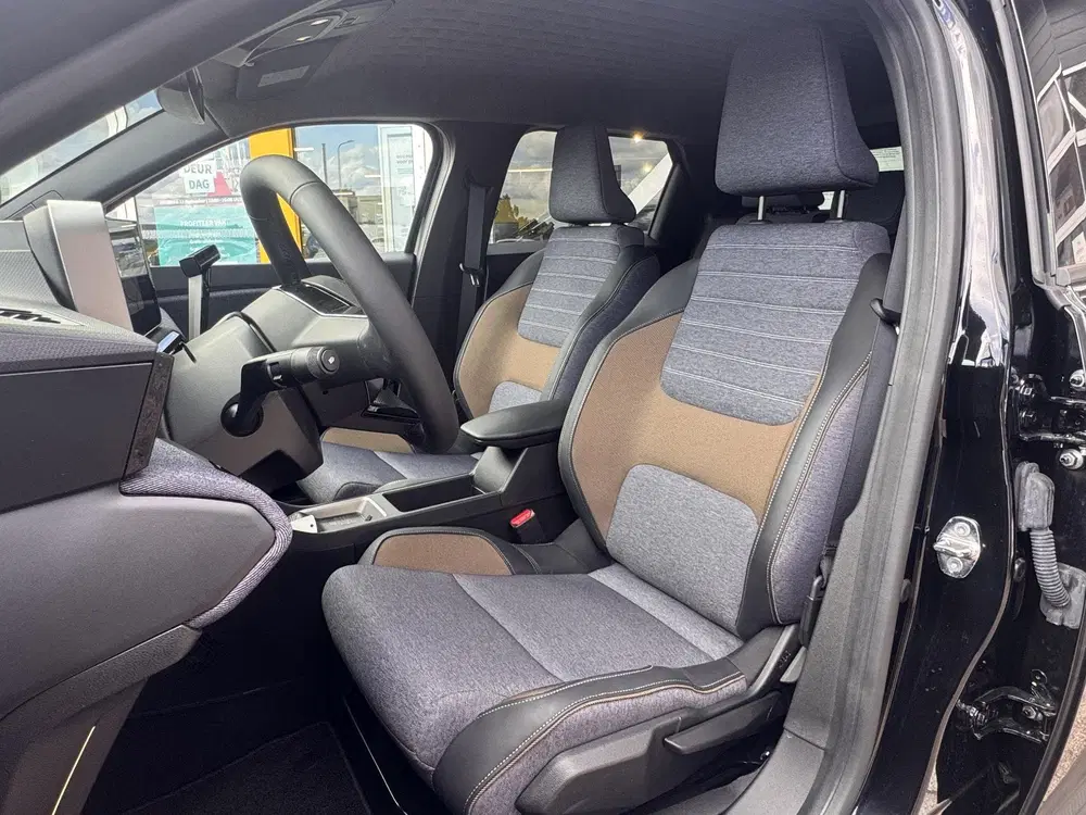 Renault 5 comfort range techno 52 kWh NAP Climate Co uit 2025, foto 5