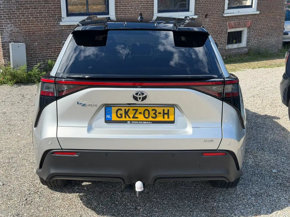 Toyota bZ4X Premium 4WD 71 kWh 400+ Accubereik 360 Cam uit 2023, foto 4