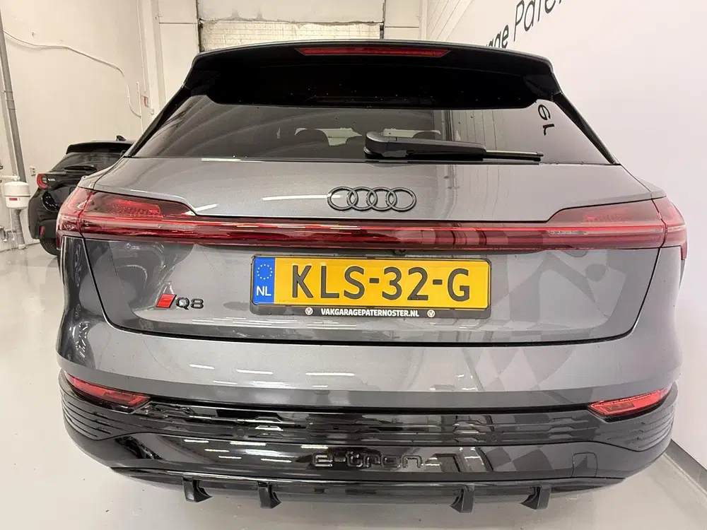 Audi Q8 e-tron 55 quattro S-Line 115 kWh Pano uit 2023, foto 10