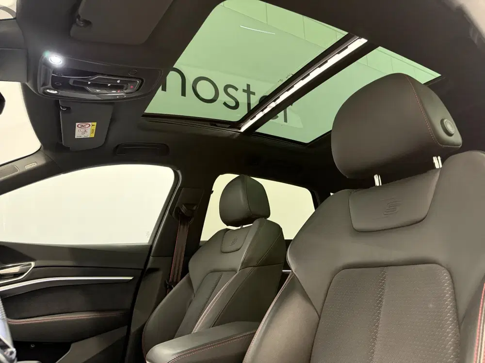 Audi Q8 e-tron 55 quattro S-Line 115 kWh Pano uit 2023, foto 12