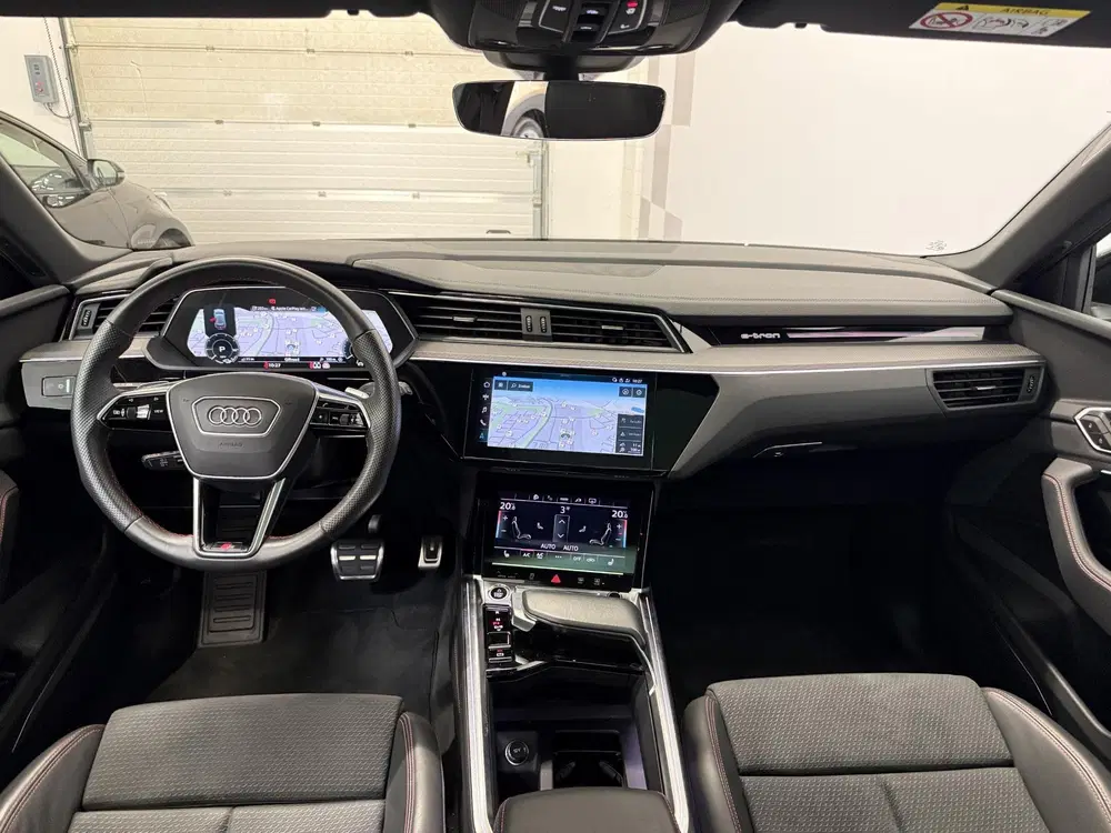 Audi Q8 e-tron 55 quattro S-Line 115 kWh Pano uit 2023, foto 5