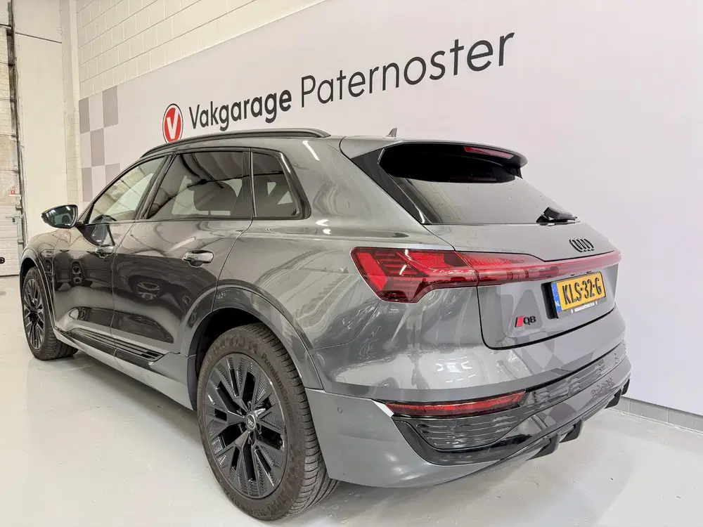 Audi Q8 e-tron 55 quattro S-Line 115 kWh Pano uit 2023, foto 8