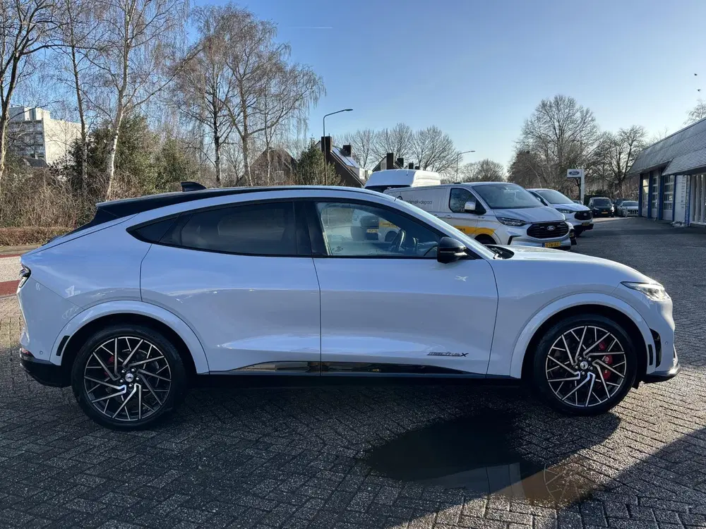 Ford Mustang Mach-E GT Extended AWD 98 kWh 486pk Adaptieve C uit 2022, foto 10