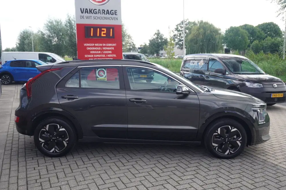 Kia Niro DynamicLine 64.8 kWh uit 2024, foto 3