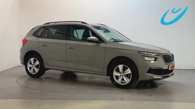 Skoda Kamiq 1.0 TSI 110pk DSG Sport Business Parkeerse uit 2021