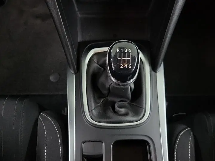 Renault Mégane Mégane Estate 1.3 TCe Limited | Trekhaak | uit 2019, foto 11