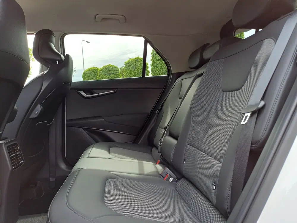 Kia Niro 1.6 GDi Hybrid DynamicPlusLine uit 2023, foto 10