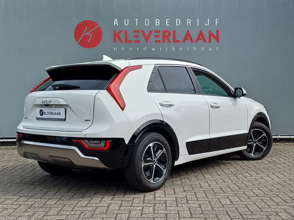 Kia Niro 1.6 GDi Hybrid DynamicPlusLine uit 2023, foto 3