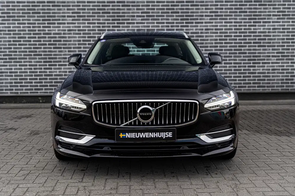 Volvo V90 2.0 T4 Inscription uit 2020, foto 2