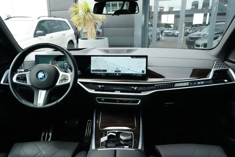 BMW X5 xDrive50e M Sport uit 2024, foto 3