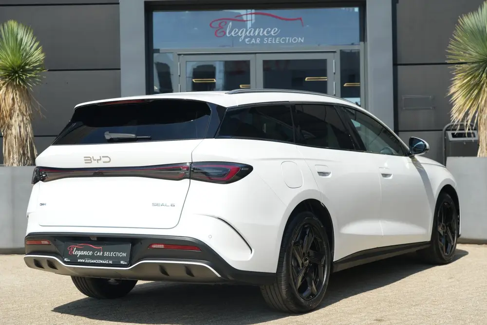 BYD Seal 6 1.5 DM-i PHEV Comfort Lite uit 2026, foto 2