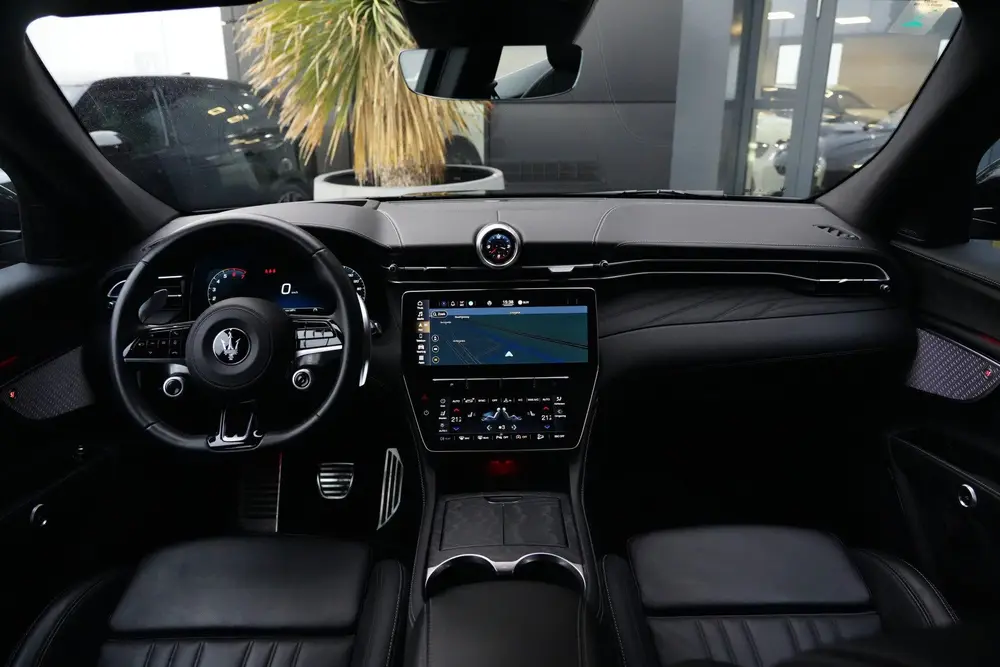 Maserati Grecale 2.0 MHEV Modena | 330PK | HUD | Sonus Faber uit 2023, foto 3