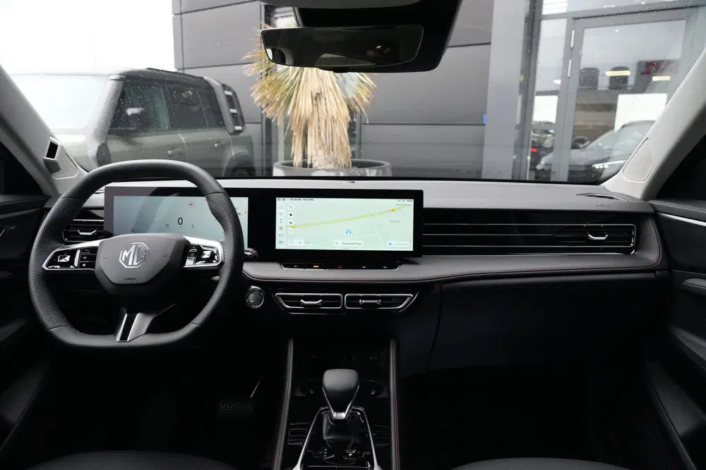 MG HS 1.5 Plug-in Hybrid Luxury uit 2025, foto 3