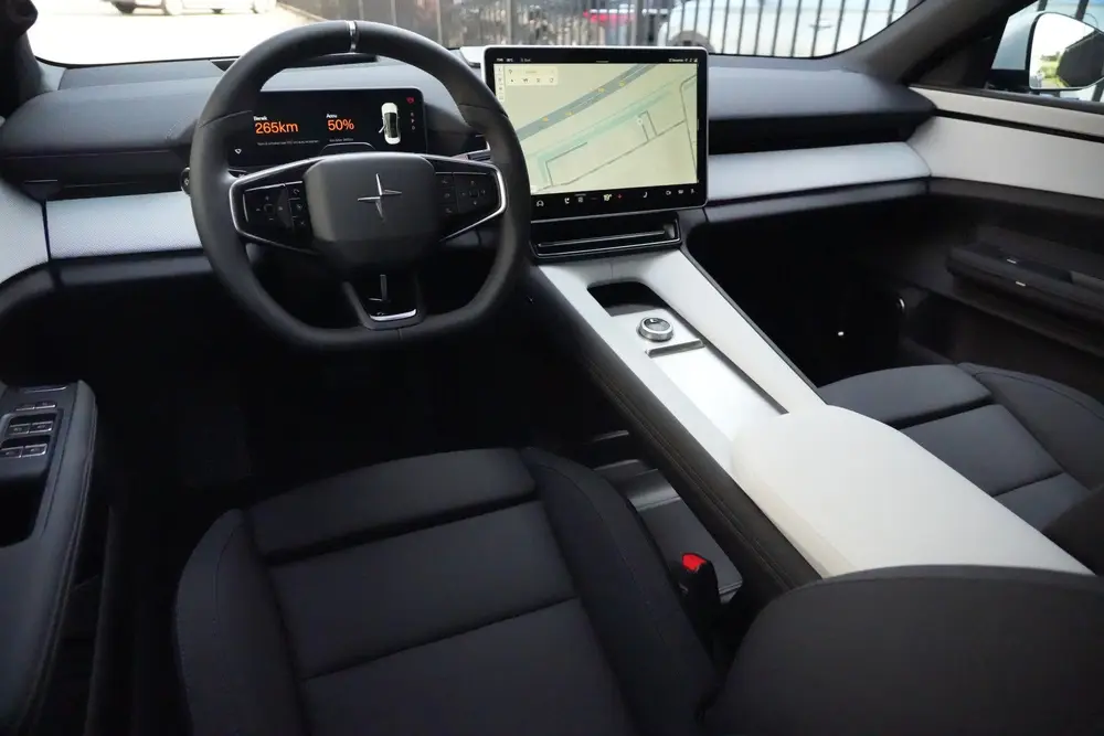 Polestar 4 Long Range Dual Motor Performance Plus 100 uit 2026, foto 12