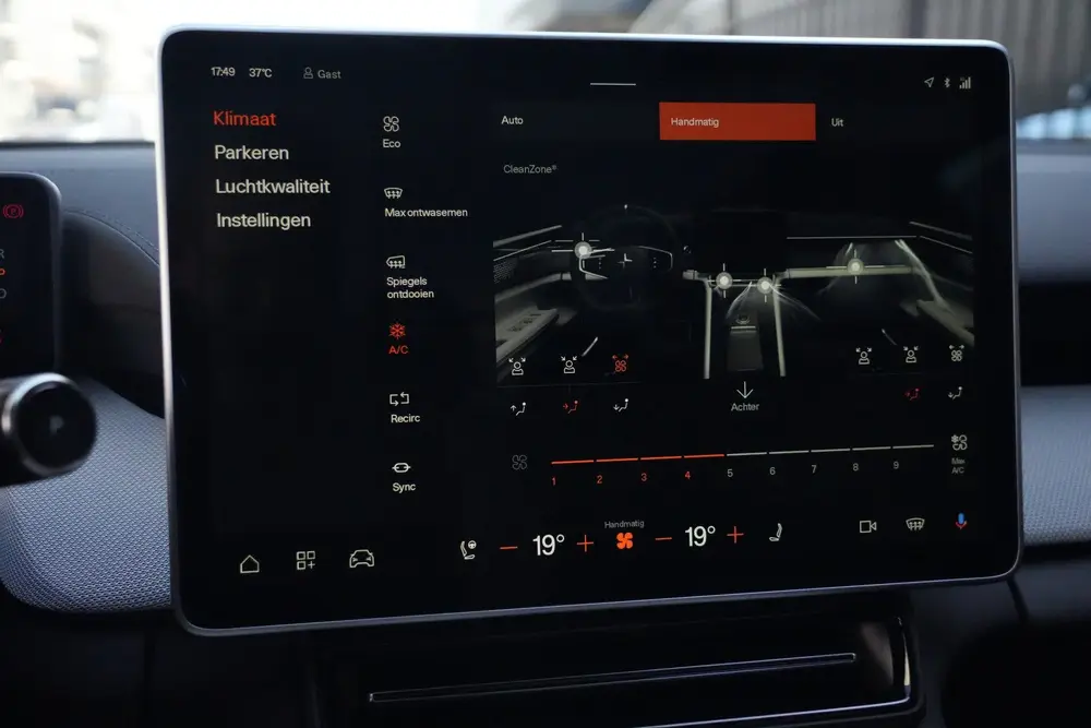 Polestar 4 Long Range Dual Motor Performance Plus 100 uit 2026, foto 17