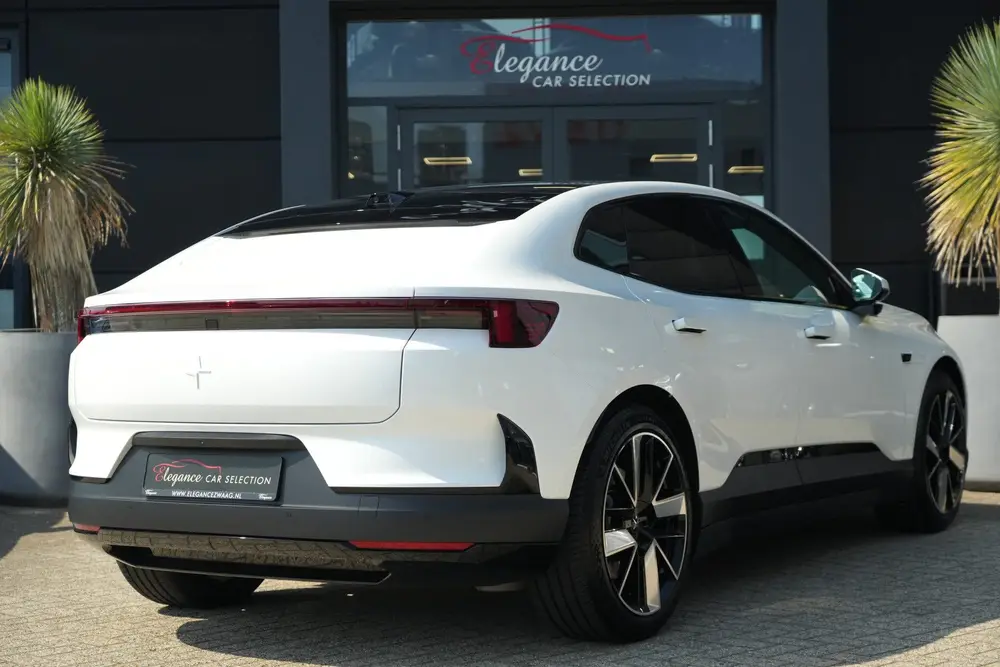 Polestar 4 Long Range Dual Motor Performance Plus 100 uit 2026, foto 2