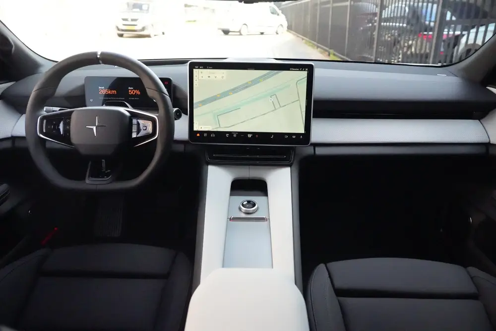 Polestar 4 Long Range Dual Motor Performance Plus 100 uit 2026, foto 3