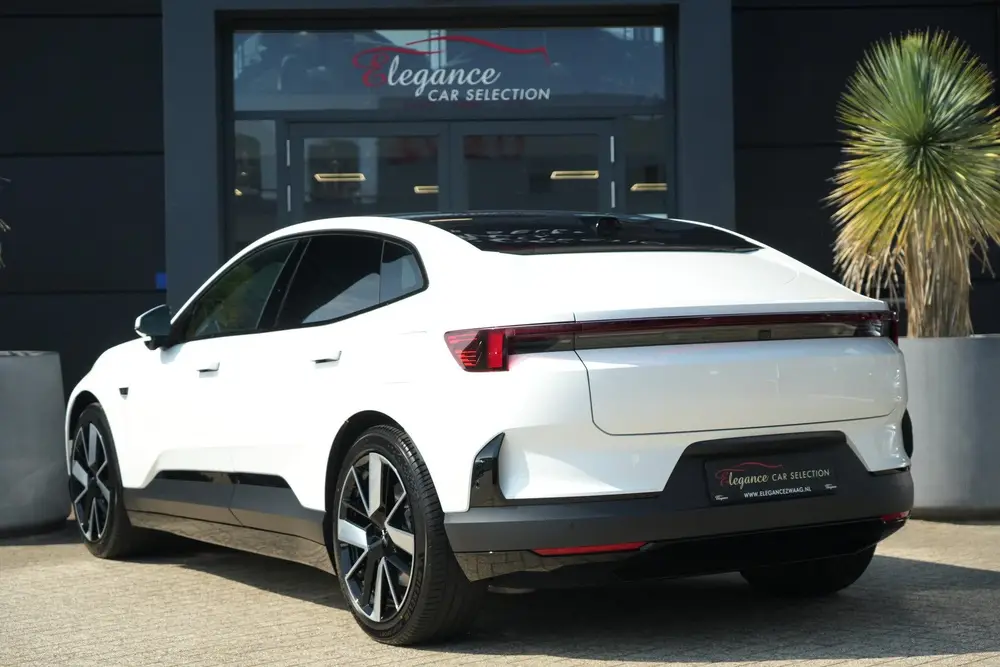 Polestar 4 Long Range Dual Motor Performance Plus 100 uit 2026, foto 7