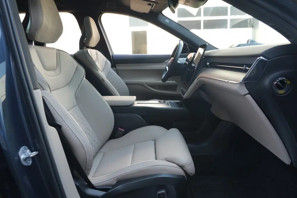 Volvo EX90 Single Motor Plus 6p. uit 2025, foto 11