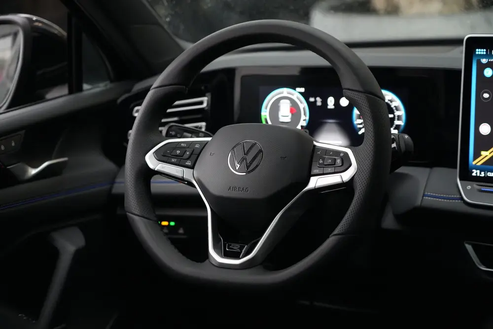 Volkswagen Tiguan R-Line | 272 PK | Panoramadak | Matrix LED uit 2026, foto 5