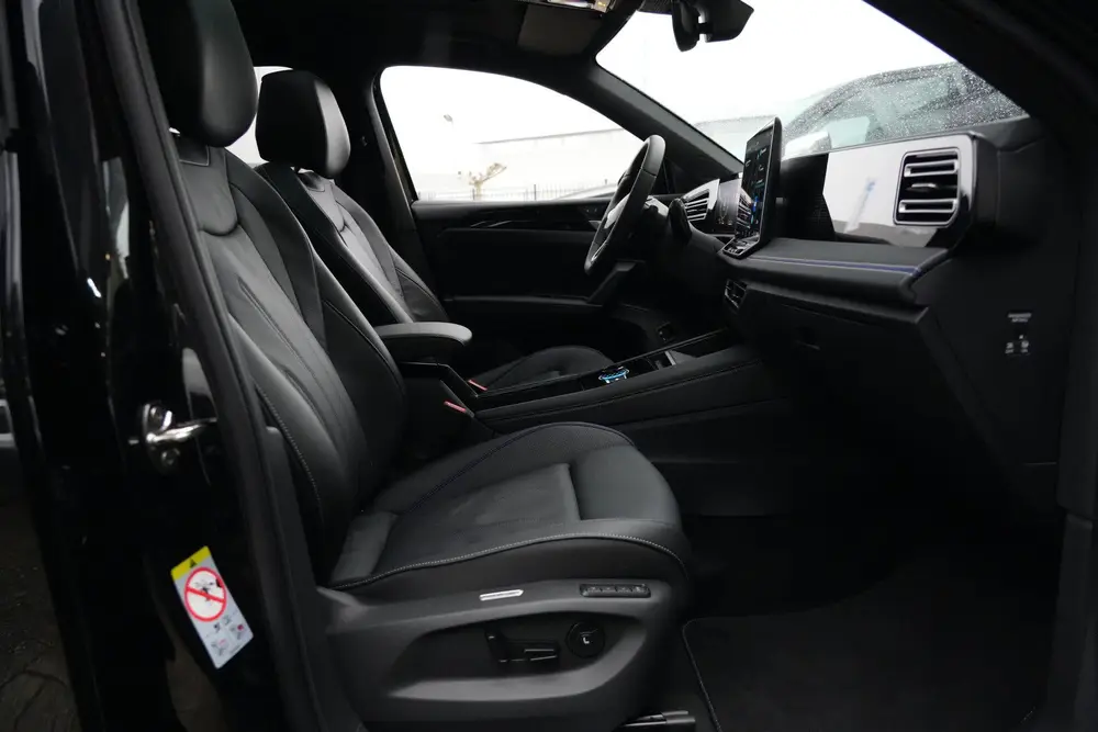 Volkswagen Tiguan R-Line | 272 PK | Panoramadak | Matrix LED uit 2026, foto 9