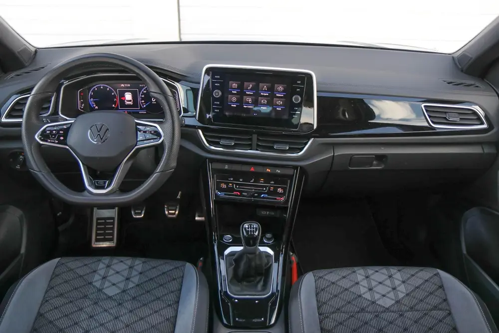 Volkswagen T-Roc 1.0 TSI 110pk R-Line | App Connect | Achter uit 2023, foto 5