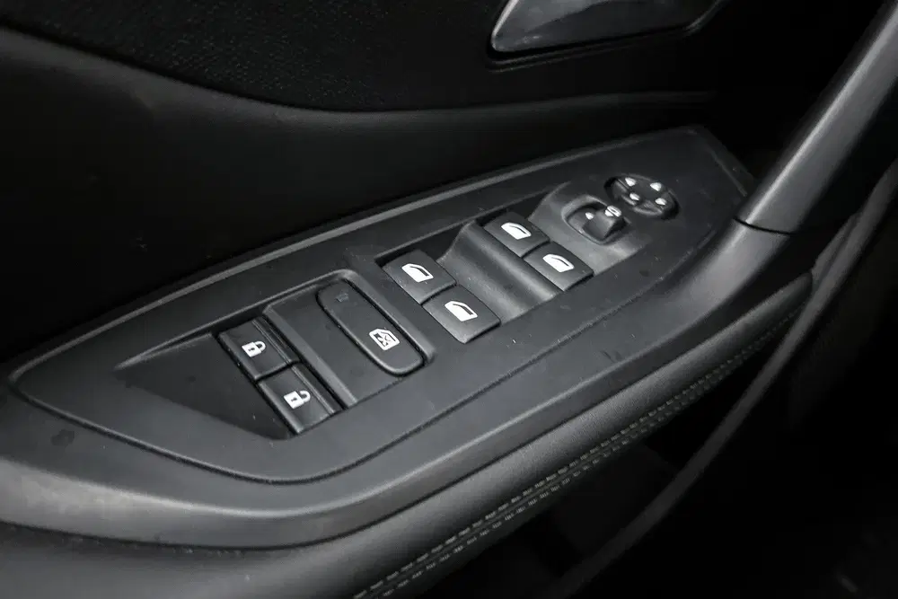 Peugeot 308 1.2 Hybrid 145 e-DCS6 uit 2025, foto 20