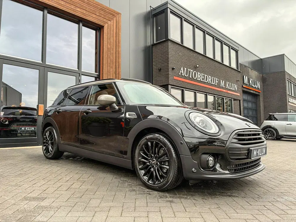 Mini Clubman 1.5 Cooper Blackline aut 136pk uit 2020
