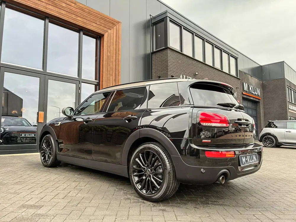 Mini Clubman 1.5 Cooper Blackline aut 136pk uit 2020, foto 3