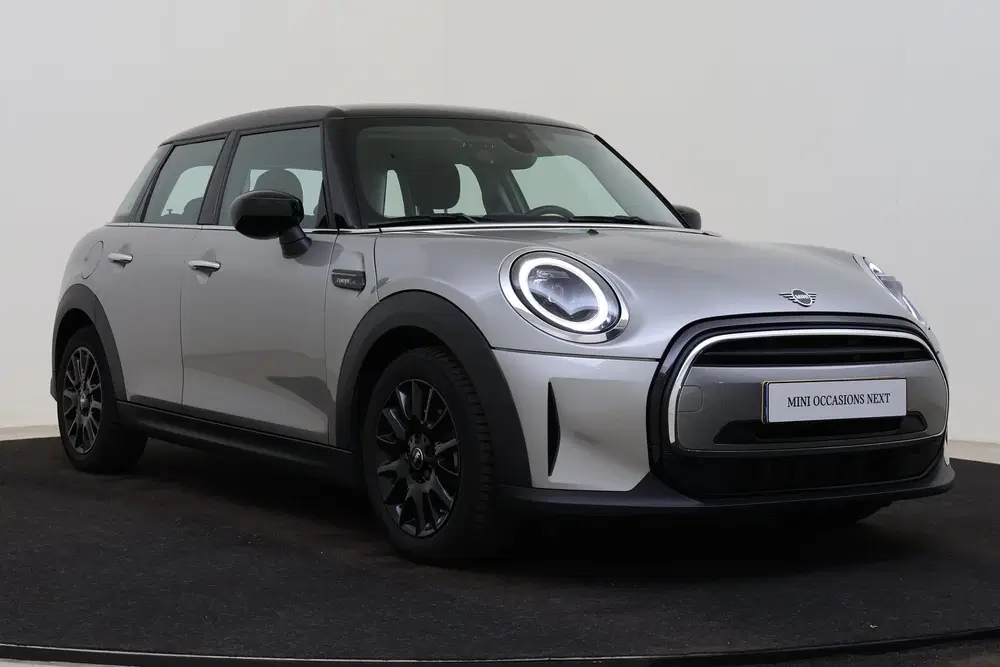 Mini Hatchback Cooper Classic Automaat uit 2023, foto 13