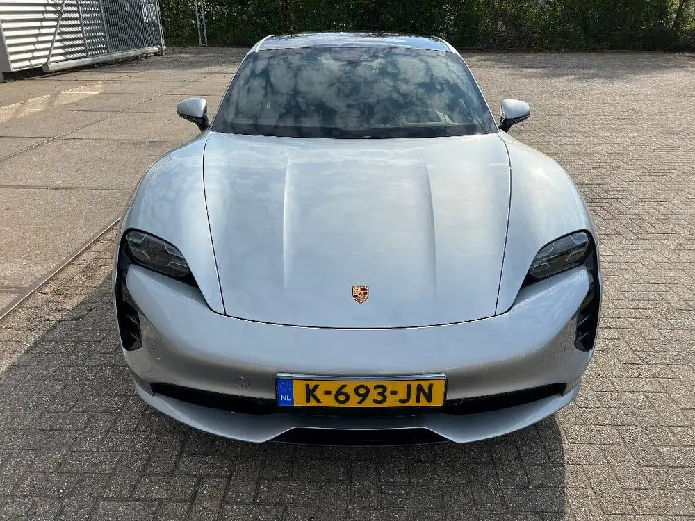 Porsche Taycan 4S 84 kWh Sportdesign Approved garantie uit 2021, foto 2