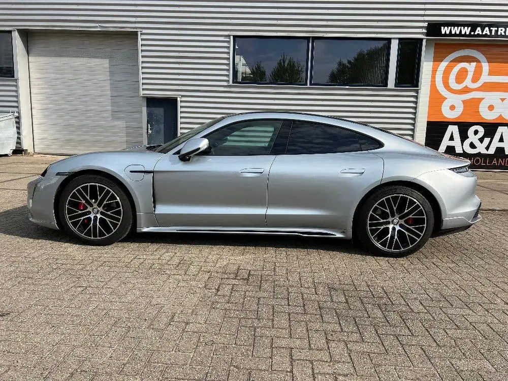 Porsche Taycan 4S 84 kWh Sportdesign Approved garantie uit 2021, foto 4