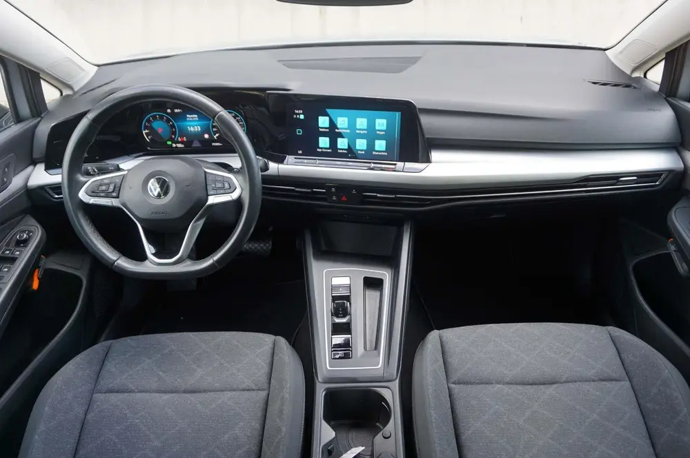 Volkswagen Golf Variant 1.0 eTSI 110pk DSG Life | Navigatie uit 2022, foto 5